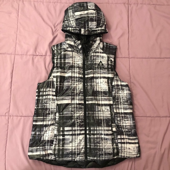 NEW Jerry reversible insulated puffer winter vest - Picture 4 of 4
